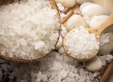 https://shp.aradbranding.com/قیمت خرید نمک سفید دانه درشت قم درجه یک با فروش عمده